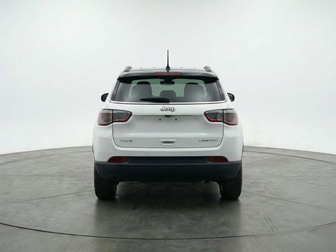 Used 2025 Jeep Compass Limited image 7