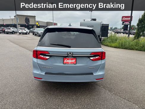Used 2023 Honda Odyssey Touring image 5