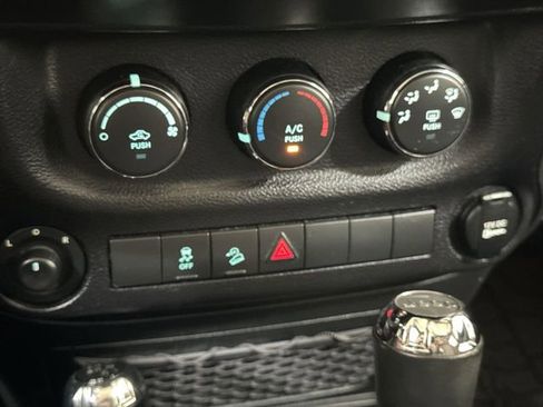 Used 2017 Jeep Wrangler Unlimited Sport w/ Quick Order Package 24S image 15