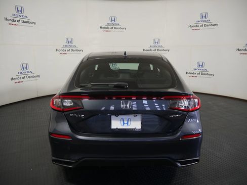 Used 2025 Honda Civic Sport image 5