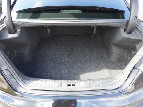 Used 2016 Nissan Maxima Platinum image 15