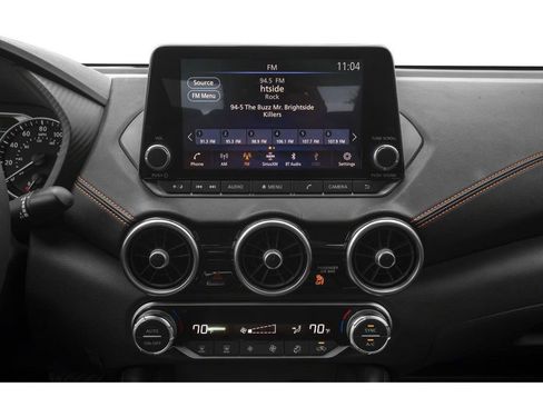 Used 2020 Nissan Sentra SR w/ Premium Package FWD image 9