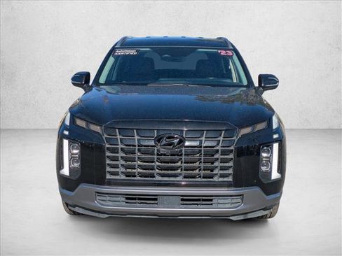 Used 2023 Hyundai Palisade SEL image 2