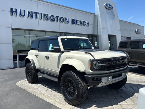 New 2026 Ford Bronco Raptor w/ Interior Carbon Fiber Pack AWD/4WD image 1