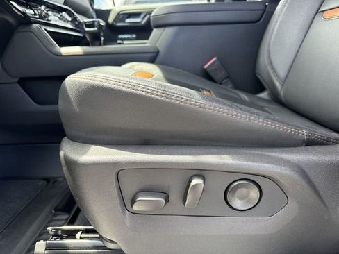 Used 2026 GMC Sierra 1500 AT4 w/ AT4 Premium Package AWD/4WD image 12