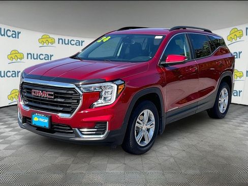 Used 2024 GMC Terrain SLE w/ Driver Convenience Package AWD/4WD image 3