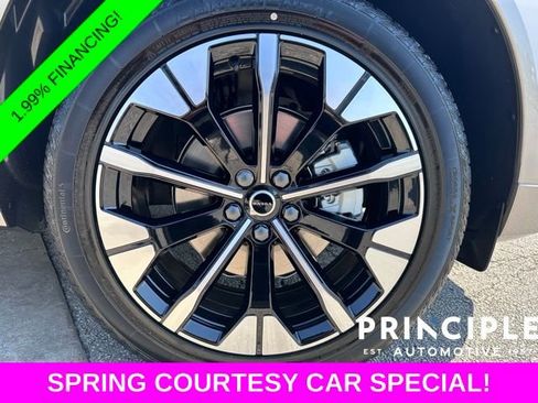New 2026 Volvo XC60 B5 Plus w/ Protection Package Premier AWD/4WD image 15