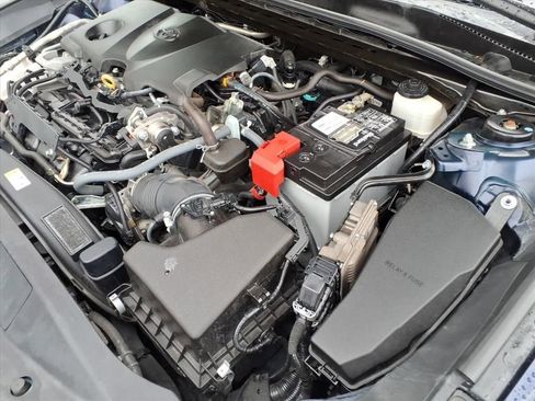 Used 2021 Toyota Camry XSE image 27