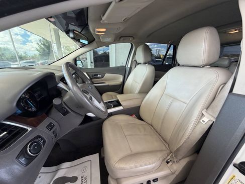Used 2014 Ford Edge Limited w/ Driver Entry Package FWD image 12