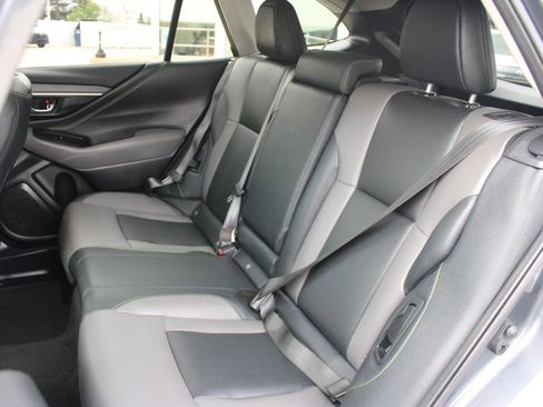 Used 2024 Subaru Outback Onyx Edition AWD/4WD image 27