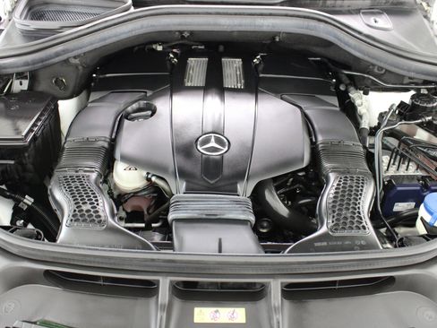 Used 2016 Mercedes-Benz GL 450 4MATIC w/ Premium I Package image 75