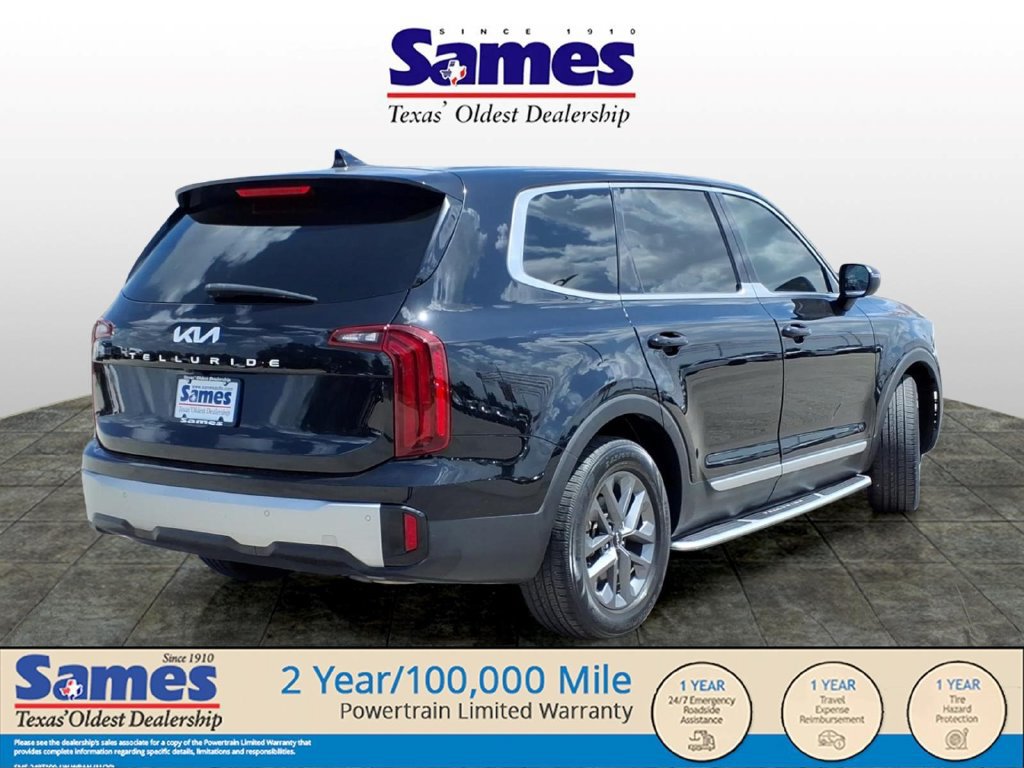 Used 2023 Kia Telluride LX FWD image 4