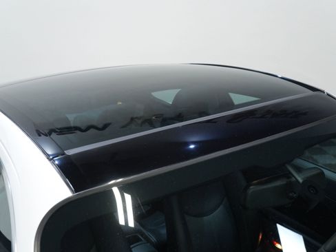 Used 2010 Porsche 911 Targa 4 AWD/4WD image 13