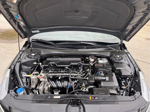 Used 2023 Hyundai Elantra SEL w/ Convenience Package image 41
