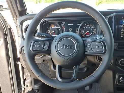 Used 2024 Jeep Wrangler Sport AWD/4WD image 5