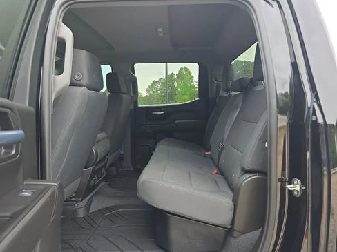 Used 2020 Chevrolet Silverado 1500 Custom w/ Custom Value Package AWD/4WD image 37