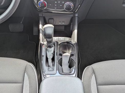 Used 2025 Chevrolet TrailBlazer LT FWD image 19