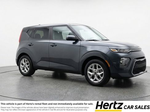 Used 2025 Kia Soul LX w/ LX Technology Package FWD image 1
