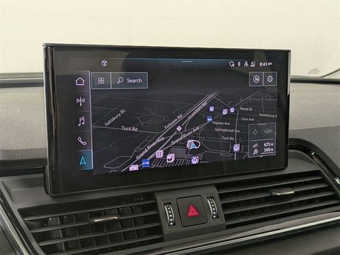 Used 2021 Audi Q5 e Premium Plus image 23