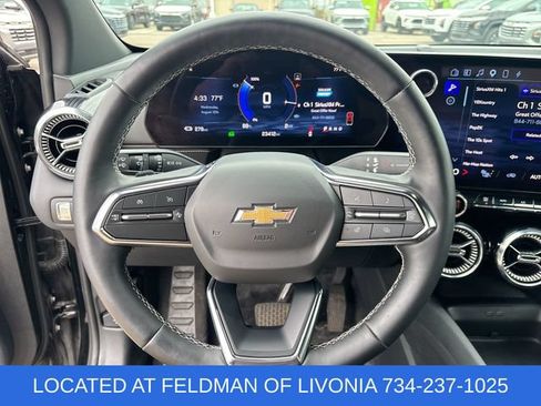 Used 2024 Chevrolet Blazer EV LT AWD/4WD image 11