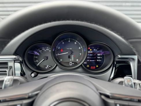 New 2026 Porsche Macan AWD/4WD image 21