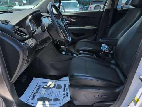 Used 2020 Buick Encore Sport Touring w/ Safety Package FWD image 8