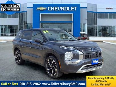 Used 2024 Mitsubishi Outlander SE