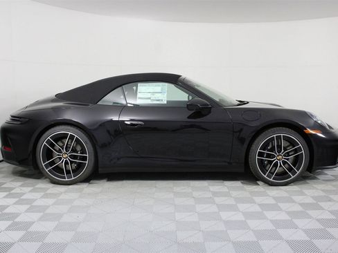 New 2026 Porsche 911 Carrera 4S image 8