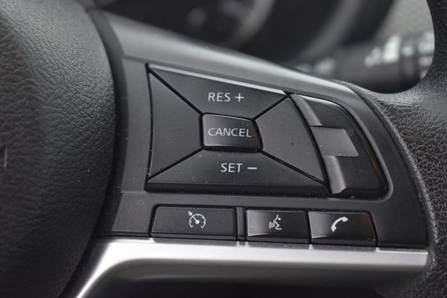 Used 2018 Nissan Kicks SV FWD image 23