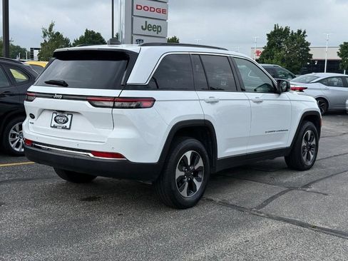 Used 2024 Jeep Grand Cherokee Limited 4xe AWD/4WD image 3