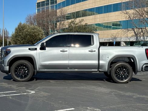 Used 2025 GMC Sierra 1500 Elevation image 5