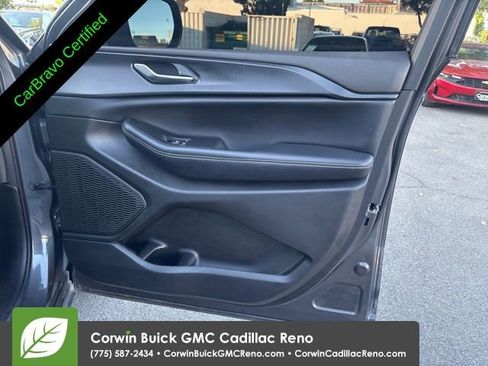 Used 2024 Jeep Grand Cherokee L Altitude AWD/4WD image 41