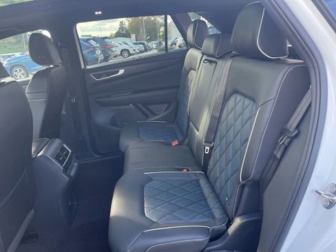 New 2026 Volkswagen Atlas Cross Sport SEL Premium R-Line AWD/4WD image 26