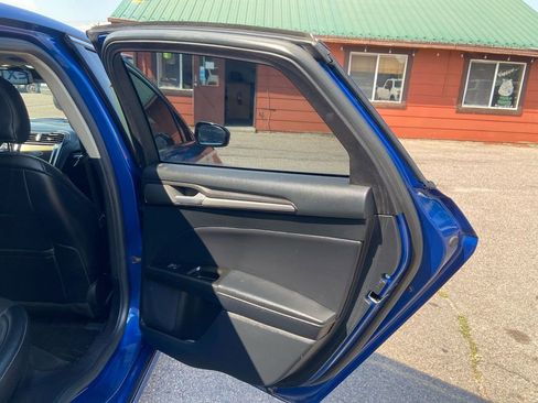 Used 2017 Ford Fusion Energi Titanium image 29