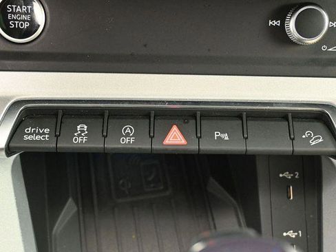 Used 2023 Audi Q3 2.0T Premium Plus w/ Premium Plus Package image 25