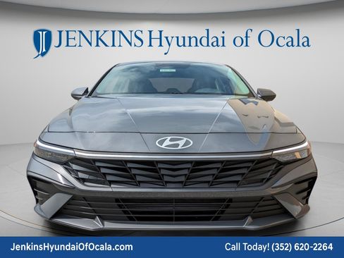 New 2026 Hyundai Elantra SE FWD image 10