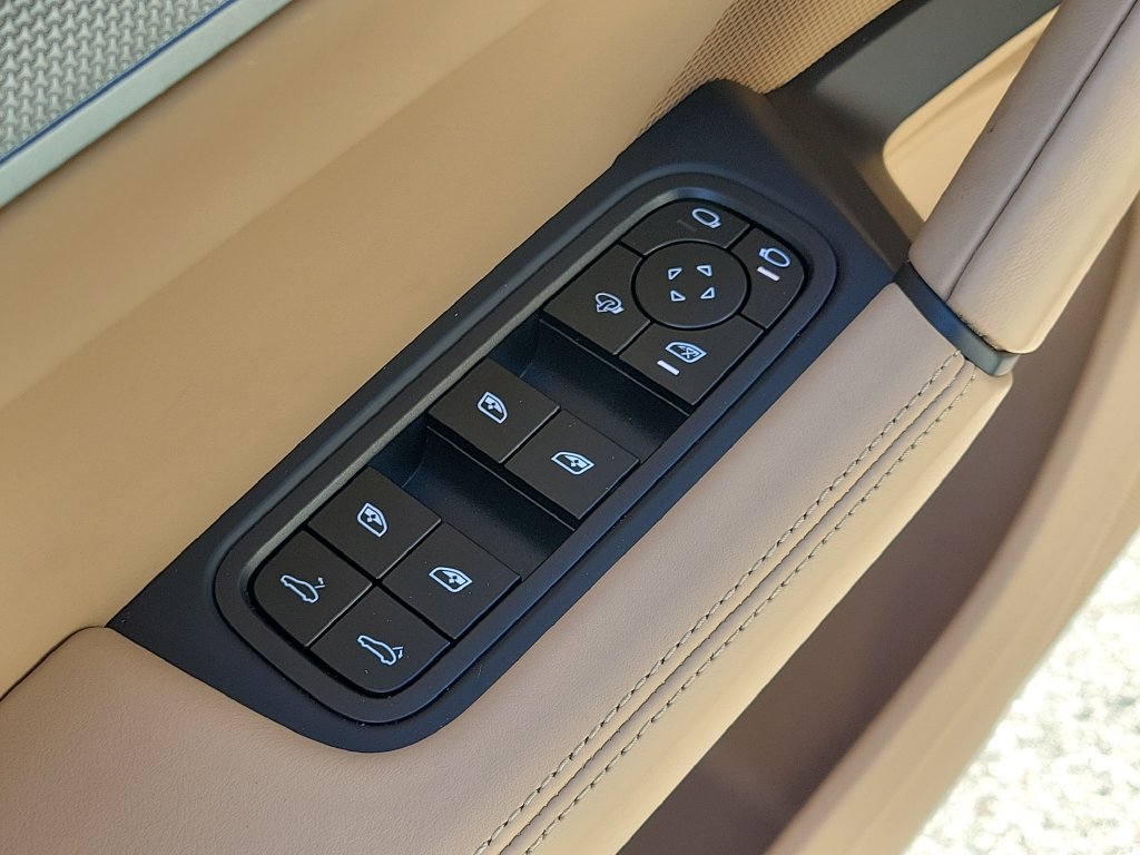 Certified 2026 Porsche Cayenne Coupe AWD/4WD image 26