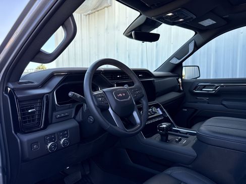 Used 2024 GMC Sierra 1500 AT4 w/ Technology Package image 14