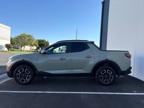 Used 2022 Hyundai Santa Cruz SEL Premium image 5