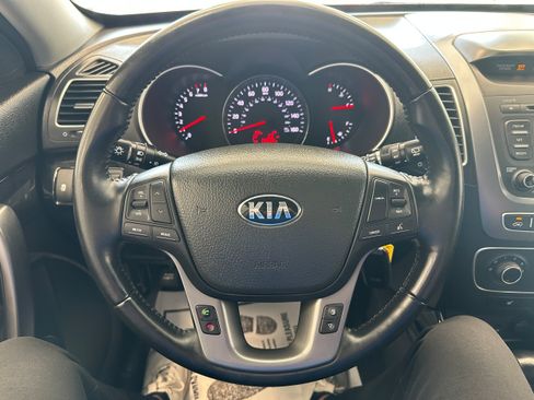 Used 2014 Kia Sorento LX AWD/4WD image 20