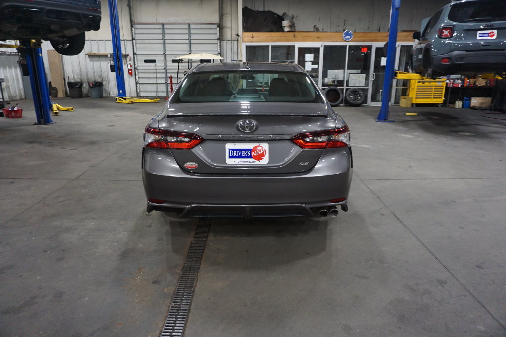 Used 2024 Toyota Camry SE FWD image 22