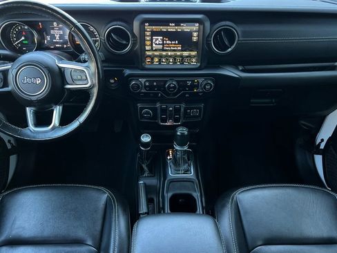 Used 2023 Jeep Wrangler Unlimited Sahara w/ Cold Weather Group AWD/4WD image 13