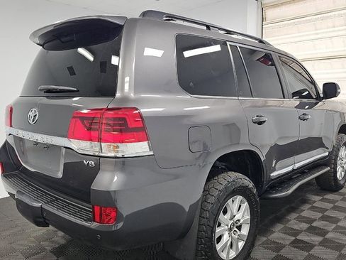 Used 2018 Toyota Land Cruiser w/ Carpet Mat Package AWD/4WD image 3