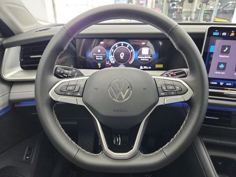 New 2026 Volkswagen Tiguan SE AWD/4WD image 13
