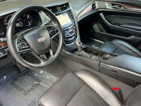 Used 2018 Cadillac CTS Luxury RWD image 11