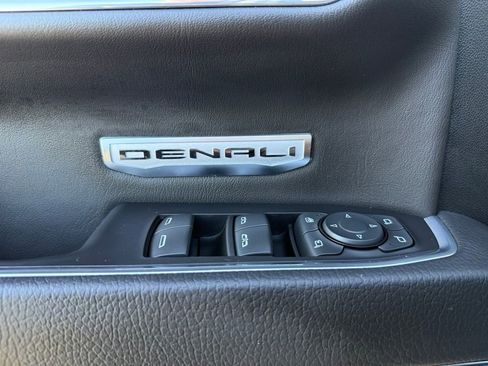Used 2023 GMC Sierra 1500 Denali w/ Denali Reserve Package AWD/4WD image 31