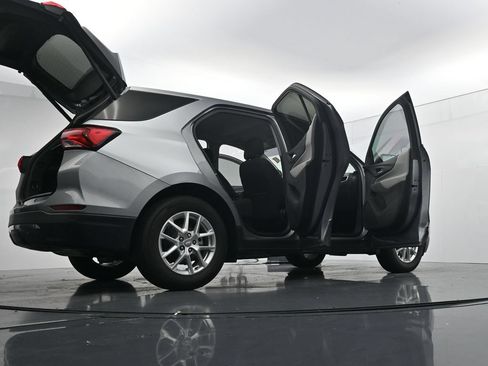 Used 2023 Chevrolet Equinox LT w/ Driver Convenience Package FWD image 44