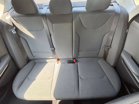 Used 2025 Kia K4 FWD image 40