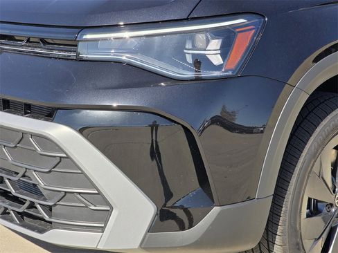 New 2026 Volkswagen Taos S image 6