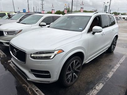 Used 2018 Volvo XC90 T6 Momentum w/ Convenience Package